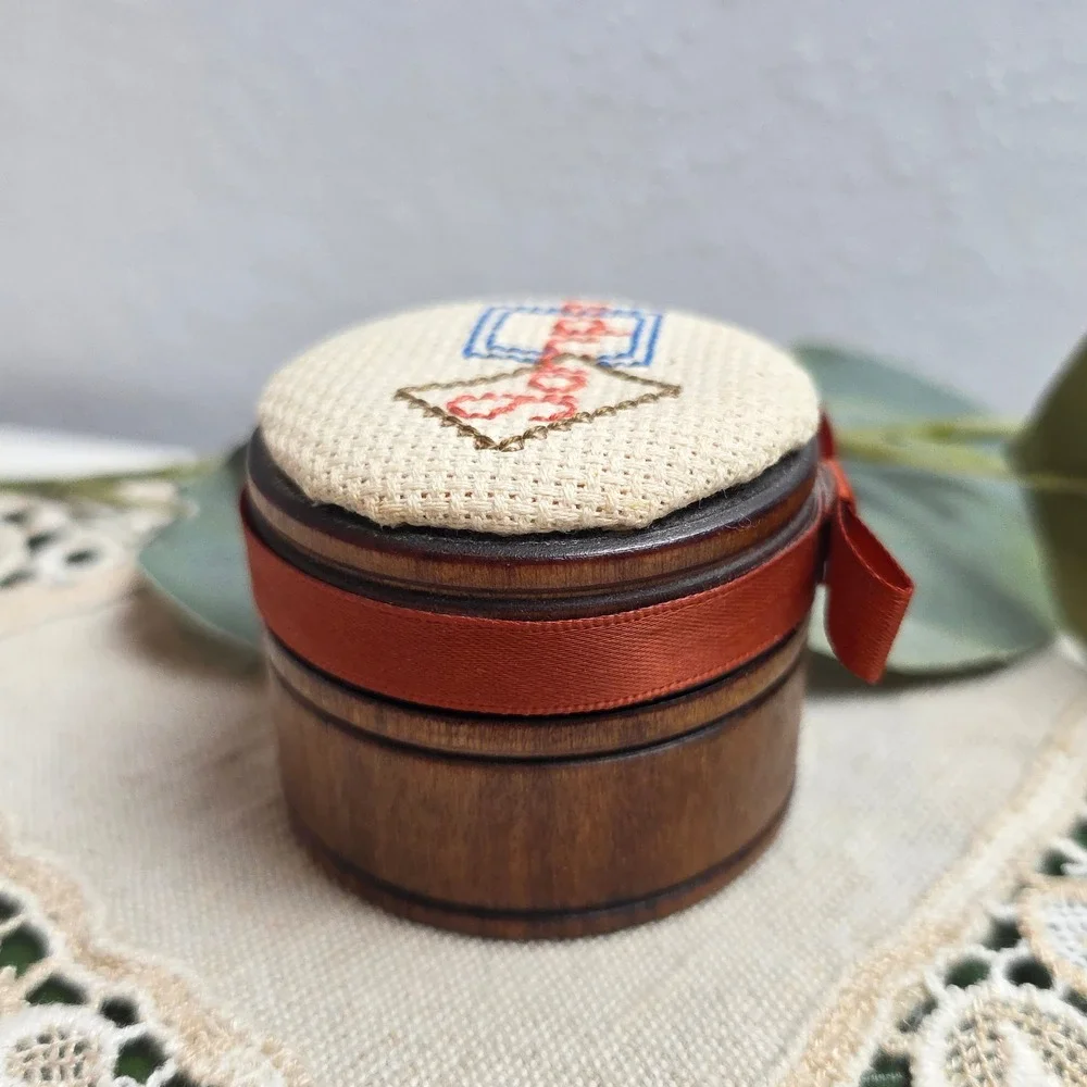 Vintage Wooden Stamp Box Cross Stitched Lid Round‎ Dark Wood Desk Organizer
